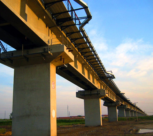 黄万铁路